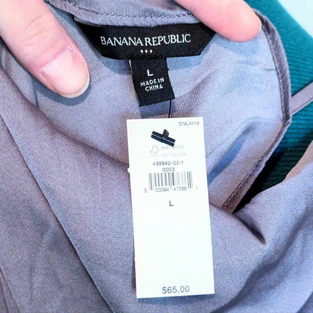 Banana Republic women's blouse Large silky cowl back dolman sleeves purple NWT - Picture 5 of 6